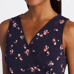 NWT Floral V-Neck Sleeveless Maxi